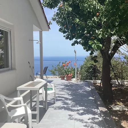 Villa Tranquil Sea View